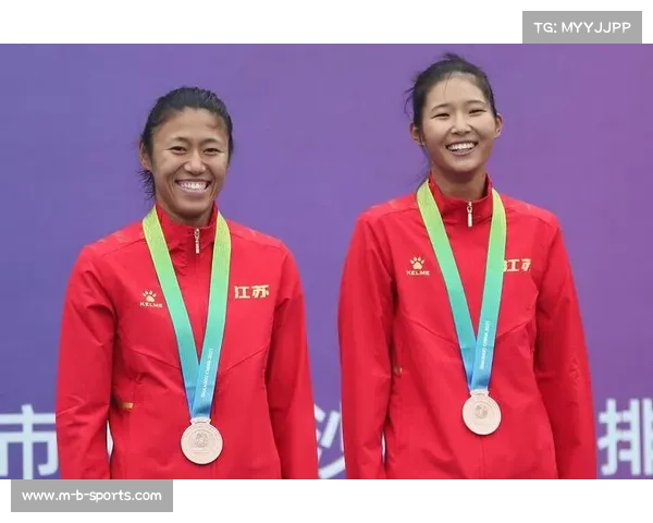 中国沙排组合包揽青岛站女子前三 袁吕雯朱玲娣夺银助力中国沙排崭露头角 中国沙排组合包揽青岛站女子前三 袁吕雯朱玲娣夺银助力中国沙排崭露头角